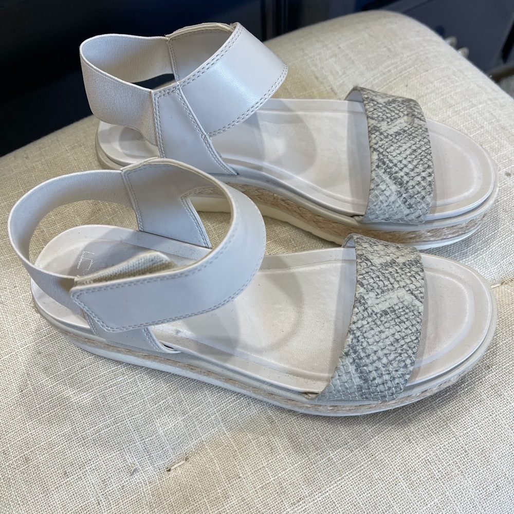 Franco Sarto white sandals size 6.5